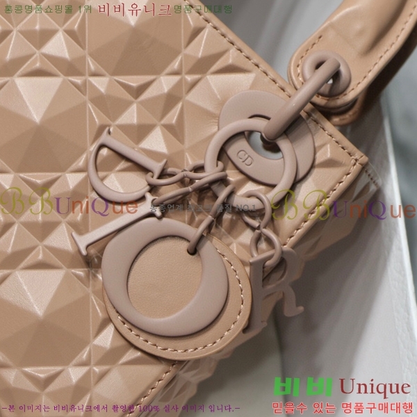 #��� ���̾Ƹ�� ���̹� M6003-701