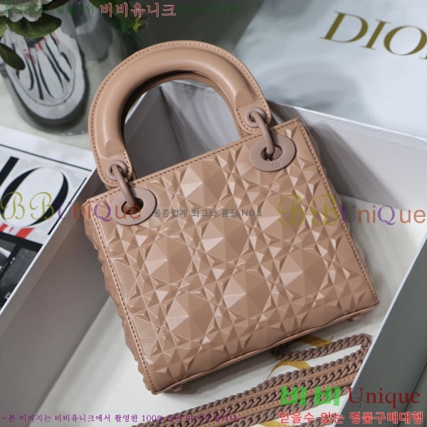 #��� ���̾Ƹ�� ���̹� M6003-701