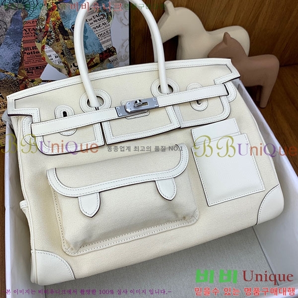 #�����޽� ĵ���� ī�� ��Ų�� 35 HE412578-2