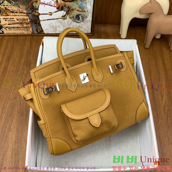 #�����޽� ĵ���� ī�� ��Ų�� 25 HE412577-2