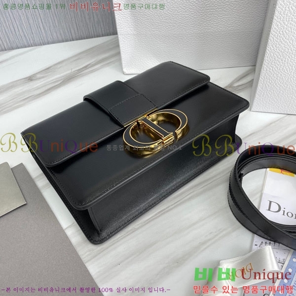 #��� 30 �����ι� M9203-107