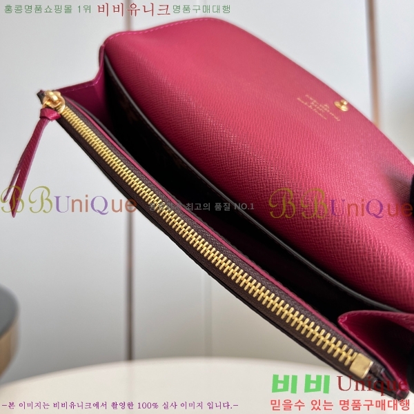 #���̺��� ���׷� ĵ���� ���и� ���� ������ M60696-102