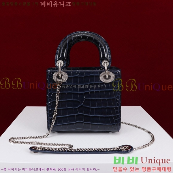 #��� ���̵�� �̴� M050566-118