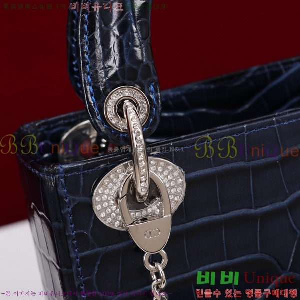 #��� ���̵�� �̴� M050566-118