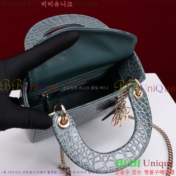 #��� ���̵�� �̴� M050566-117