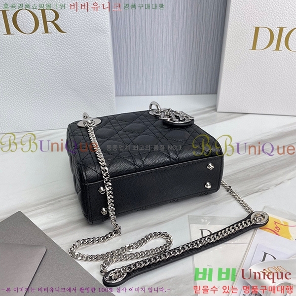 #��� ���̵�� �̴� ĳ��� 18800-1-40