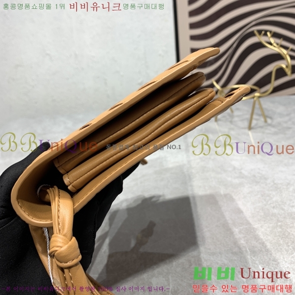 ���װ� ����Ÿ Ʈ���� �Ŀ�ġ �� ũ�ν��� 300BVF2106-3