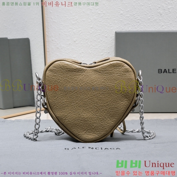 #�߷��þư� ��ī�� ��Ʈ�� 852411-110