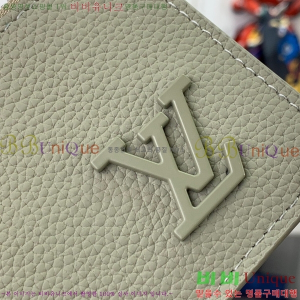 #���̺��� ���� ī�� Ȧ�� M82282-100