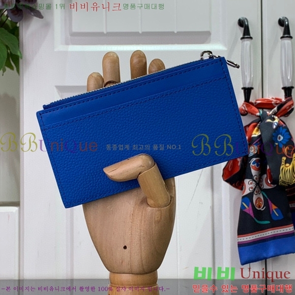 #���̺��� ���� ī�� Ȧ�� M82282-101