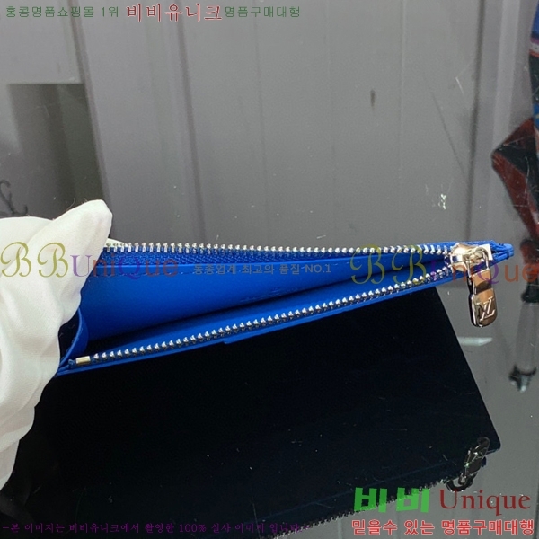 #���̺��� ���� ī�� Ȧ�� M82282-101