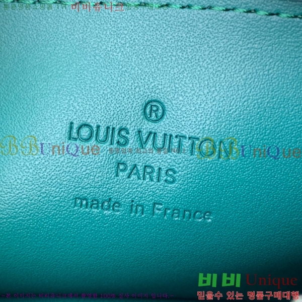 #���̺��� ���� ī�� Ȧ�� M82282-102