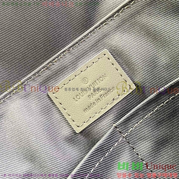 #���̺��� ����ũ���� �޽��� M21363-104