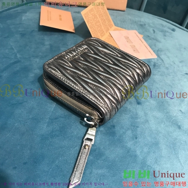 #�̿�̿� ���� ������ 5M0522-103