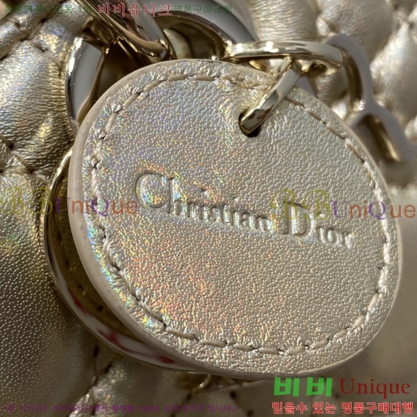 #��� ���̵� �� ���̹� ����ũ�� M05402-303