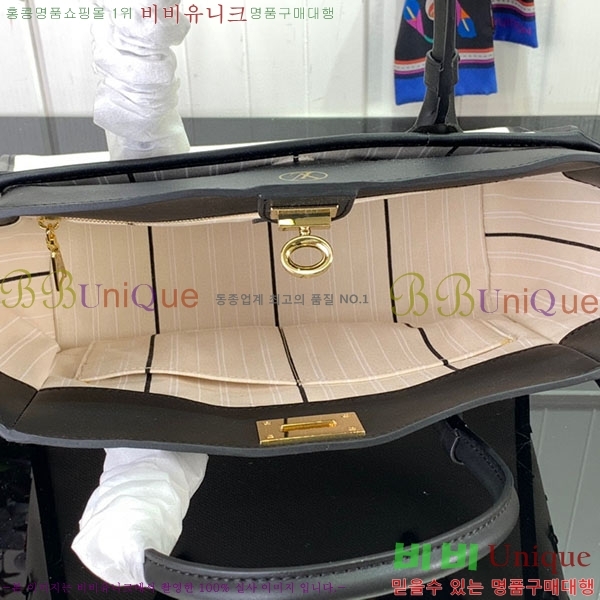 #���̺��� �� ���� ���̵� MM M59842-101