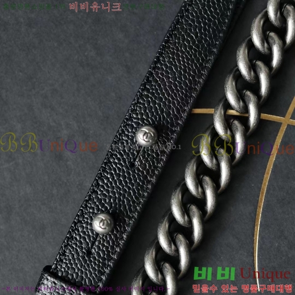 ����ǳ����#���� ���̹� hass ĳ���  67086-2001 �̵��