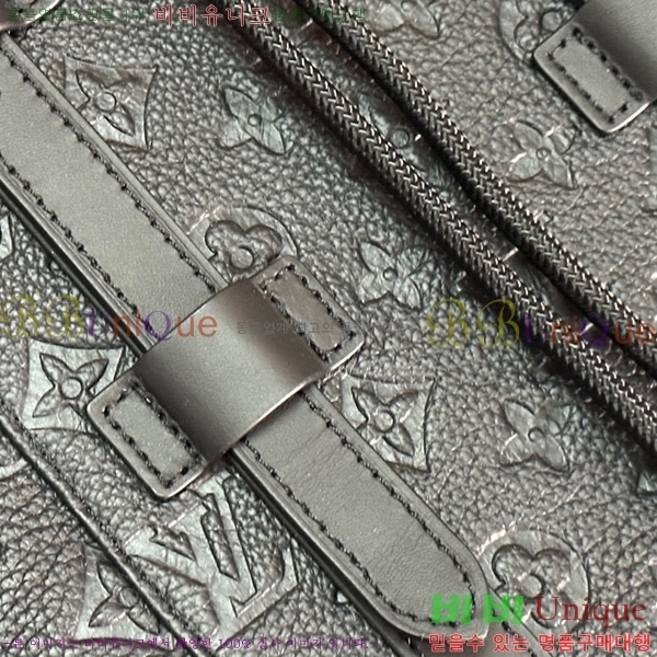 ���̺��� ũ�������� ���� M20899-1