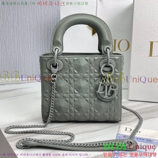 #��� ���̵�� �̴� ĳ��� 18800-1-50