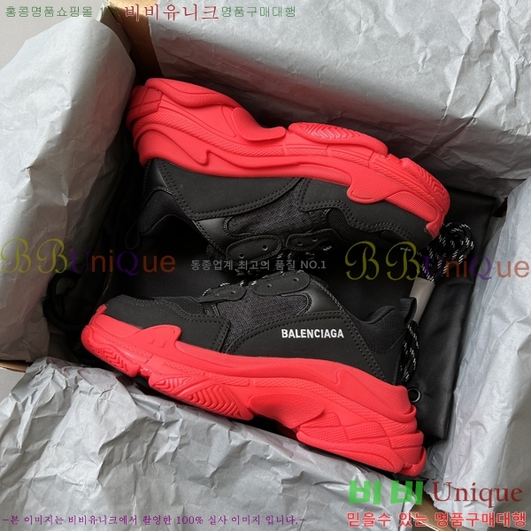 �߷��þư� Ʈ���� S ����Ŀ�� 50BL23111613-38