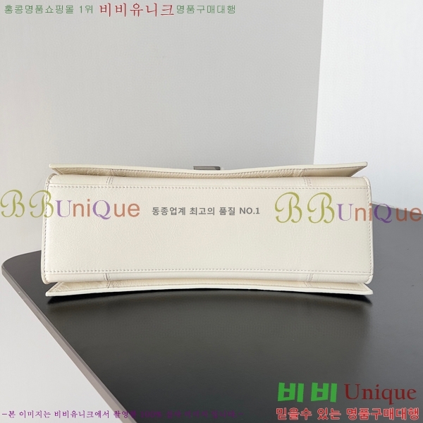 #�߷��þư� ũ���� ������ �̵� 71637411-100