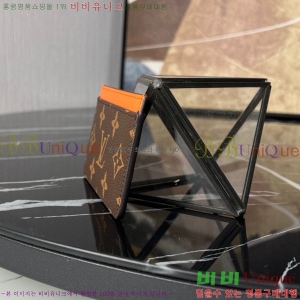 #���̺��� ī�� Ȧ�� ���׷� �Ƹ����� M61733-105