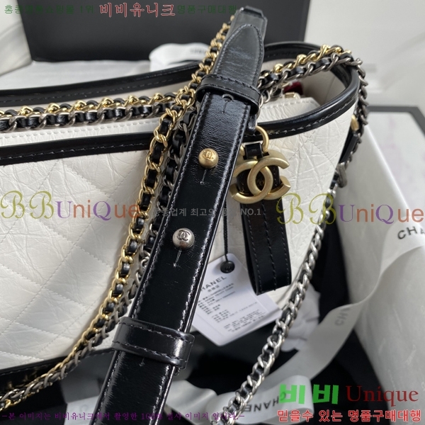 #��* ���긮�� ȣ���� ���� A93824-702