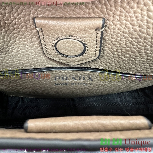 ����� �ﰢ�ΰ� ����� �̴� 1BH191-301