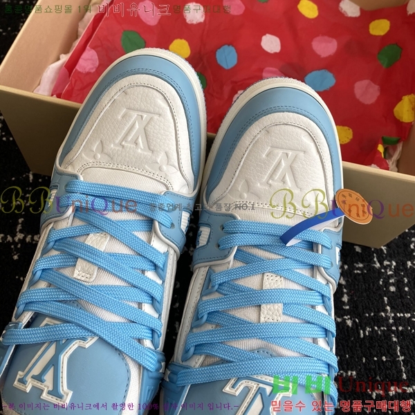 ���̺��� LV Ʈ���̳� ����Ŀ�� 48L2412435-5