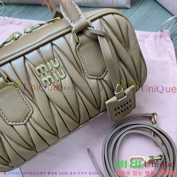 #�̿�̿� �Ƹ�ī�� ���׶�� ����� 5BB142-204 ������- 365�����롽