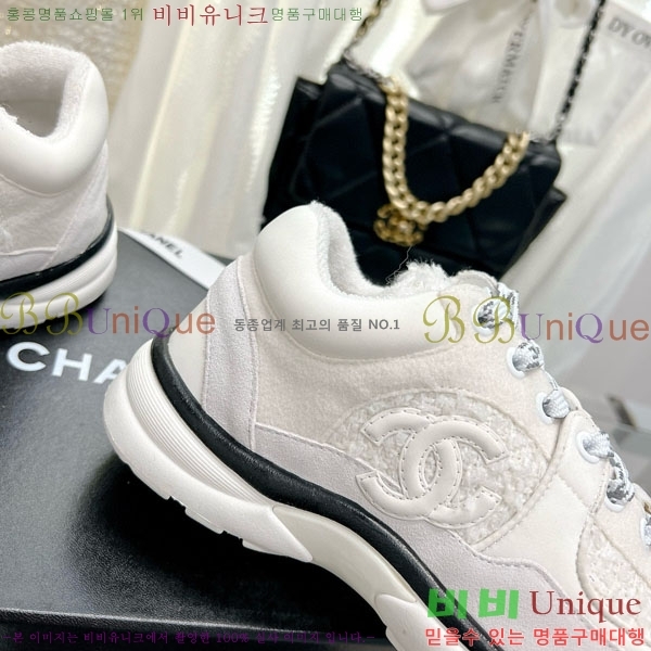 ���� ���� ����Ŀ�� 32CH24311-4-3