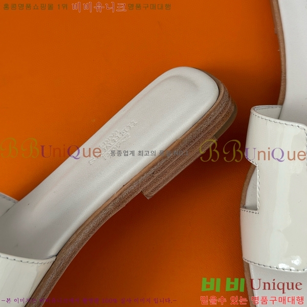 �����޽� ���� ���� ���̴�Ʈ 32HE243431-8