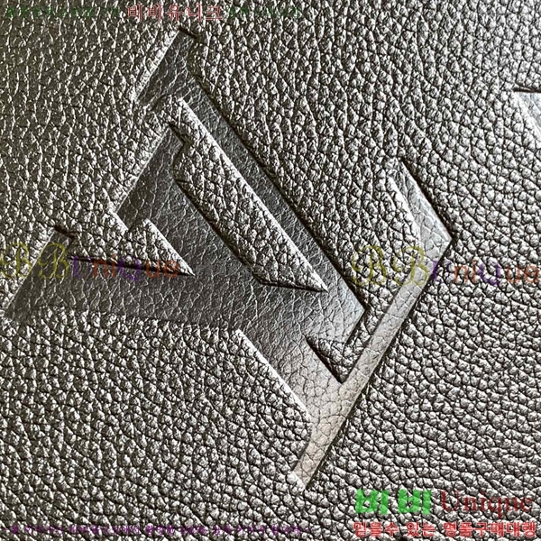 #���̺��� ���ǵ� �ݵѸ��� 25 M58951-1001