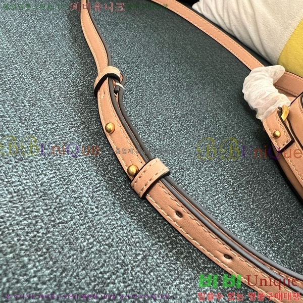 #�߷�Ƽ�� �ñ״�ó V�ΰ� ���� �̴� ũ�ν��� 4W2P0AC2-101