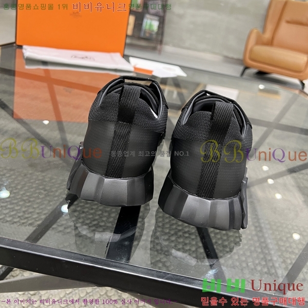 ���� �����޽� ����Ŀ�� H81401-5