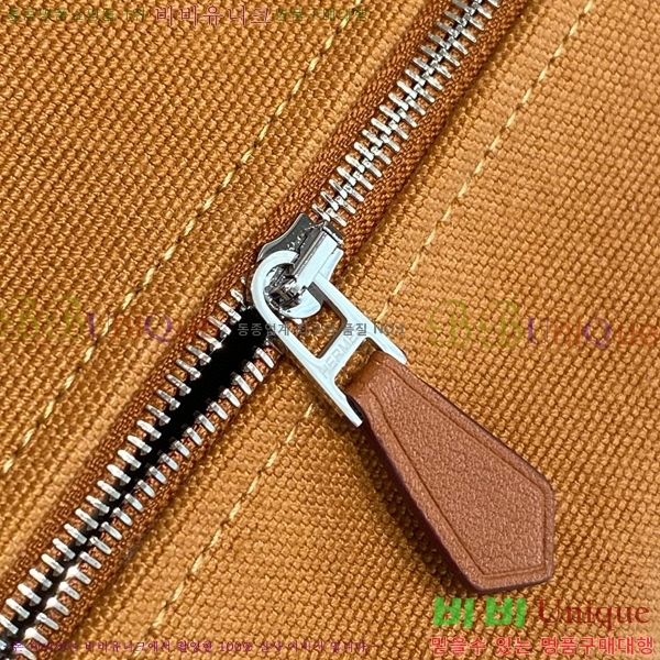 #�����޽� �긮���귢 Ʈ���� ���� �Ŀ�ġ HY587-10