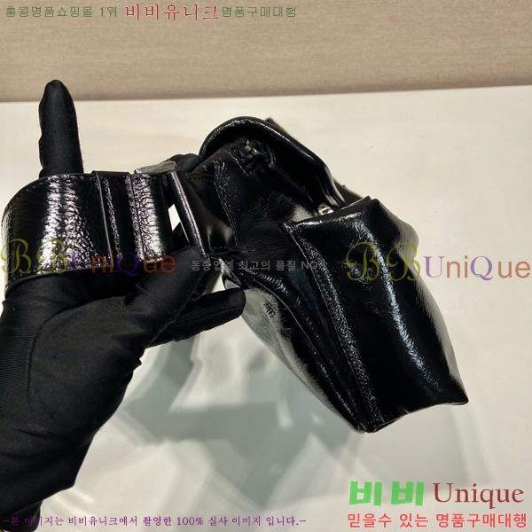 #����� �ﰢ�ΰ� ���� ��Ʈ ����� 2VH174-101