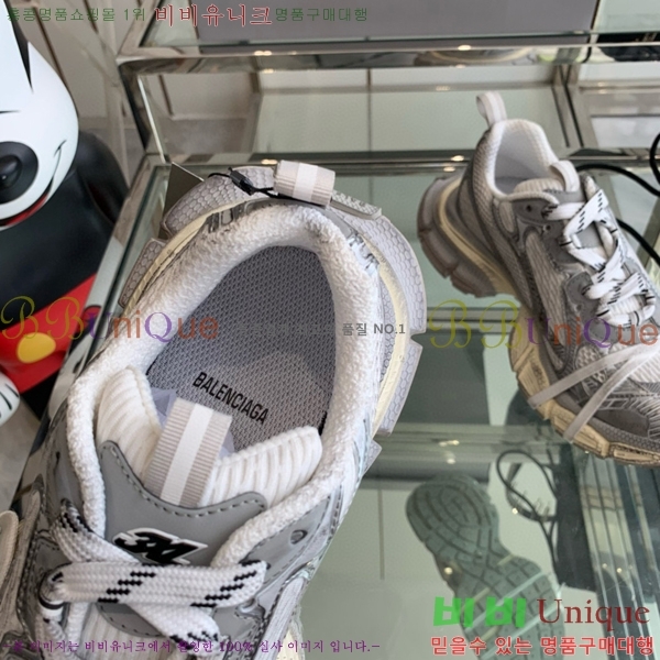 �߷��þư� 3XL Ʈ���̳� ����Ŀ�� BLA356600-5