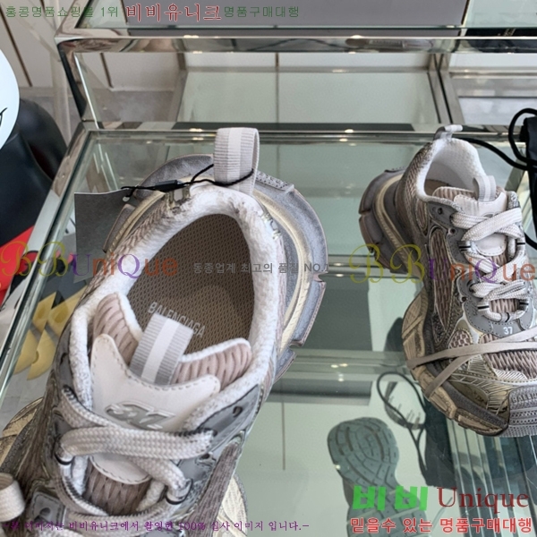 �߷��þư� 3XL Ʈ���̳� ����Ŀ�� BLA356600-7