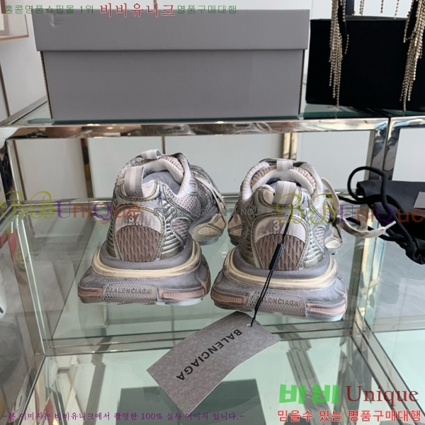 �߷��þư� 3XL Ʈ���̳� ����Ŀ�� BLA356600-7