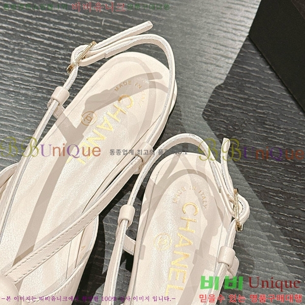 ���� ī�Ḯ�� �޸����� ���� CH74584-1