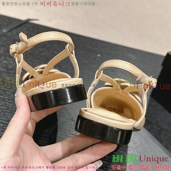 ���� ī�Ḯ�� �޸����� ���� CH74584-2