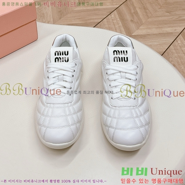 ���� �̿�̿� ����Ŀ�� 32MU24779-2