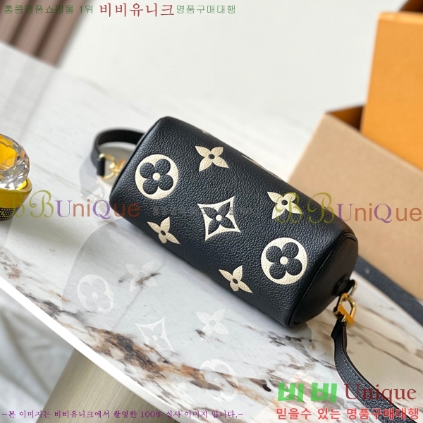 #���̺��� ���ǵ� �ݵѸ��� �̴� M81456-1100