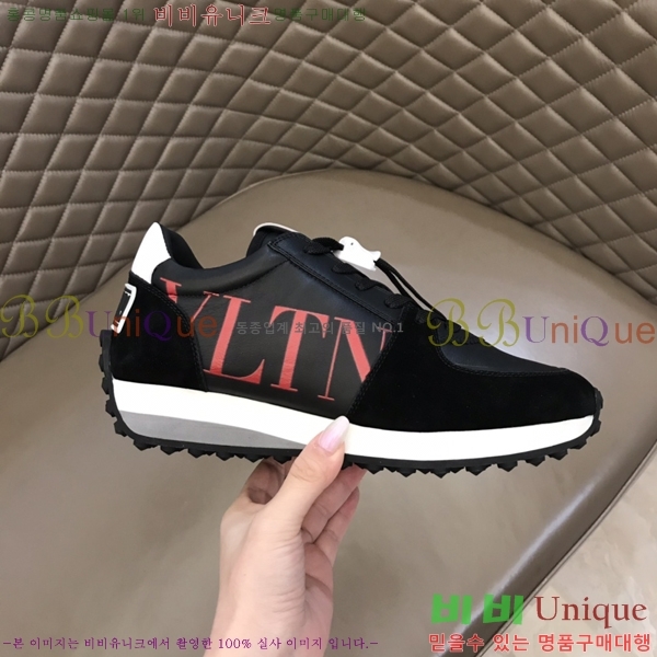 ���� �߷�Ƽ�� ����Ŀ�� 29VT24821-5