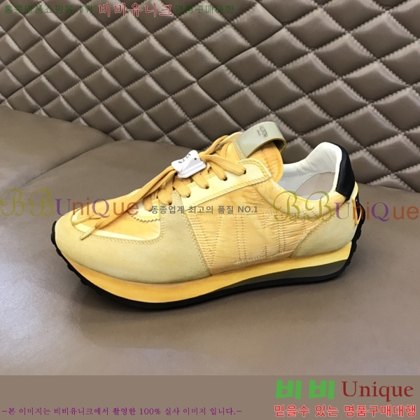 ���� �߷�Ƽ�� ����Ŀ�� 29VT24821-1