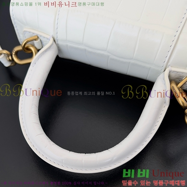 #�߷��þư� �ƿ��۷��� XS ž �ڵ� �� 5928331-104