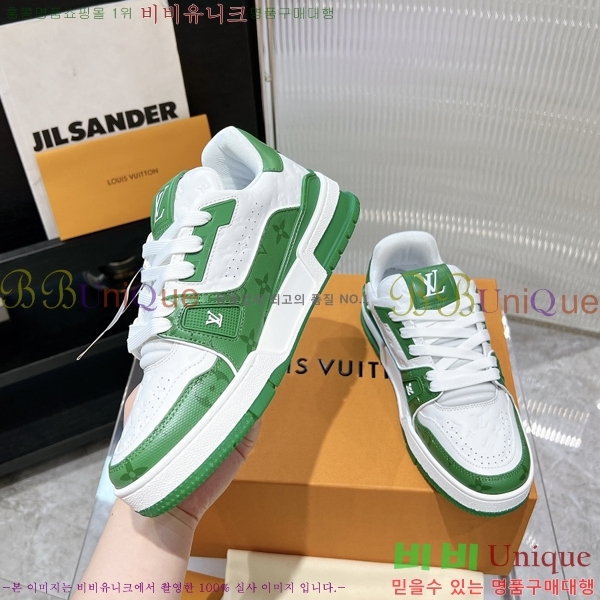 NEW LV Ʈ���̳� ����Ŀ�� 44L2412435-2