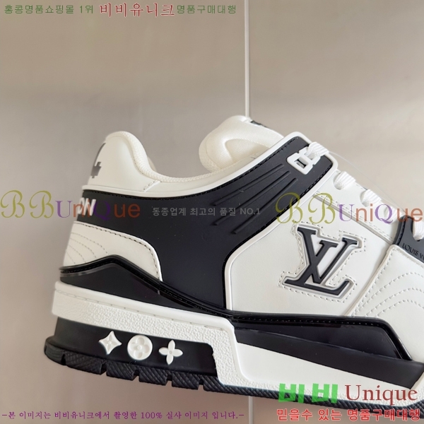 LV Ʈ���̳� ����Ŀ�� 44L2493058-2