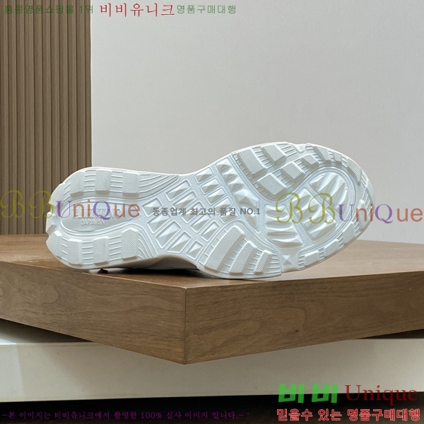 ���� �߷�Ƽ�� ����Ŀ�� VT4561240-4